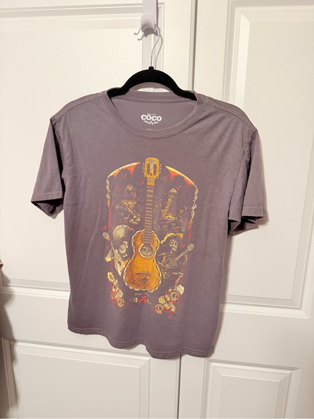 Disney Gray Short-Sleeve Tee with Vibrant Guitar Graphic